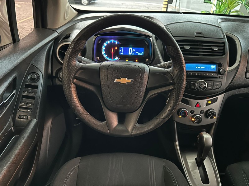 TRACKER 1.8 MPFI LT 4X2 16V FLEX 4P AUTOMÁTICO - 2016 - CAXIAS DO SUL