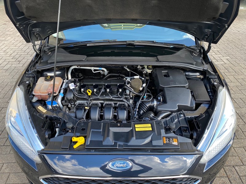 FOCUS 2.0 SE SEDAN 16V FLEX 4P AUTOMÁTICO - 2016 - CAXIAS DO SUL