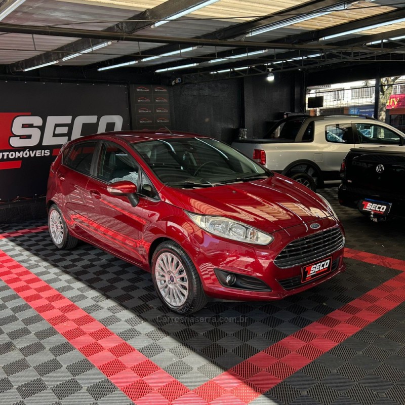 FIESTA 1.6 TITANIUM HATCH 16V FLEX 4P AUTOMÁTICO - 2014 - PASSO FUNDO