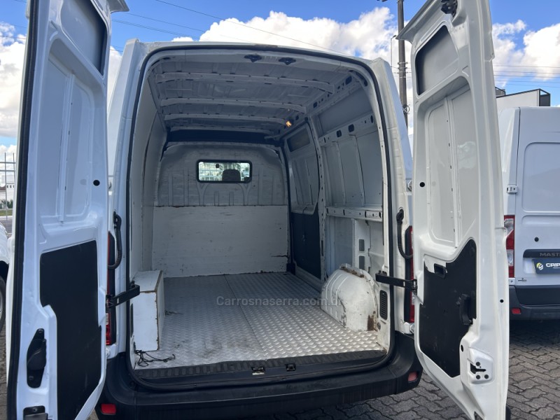 MASTER 2.3 GRAND FURGÃO L2H2 16V TURBO INTERCOOLER DIESEL 4P MANUAL - 2015 - FARROUPILHA