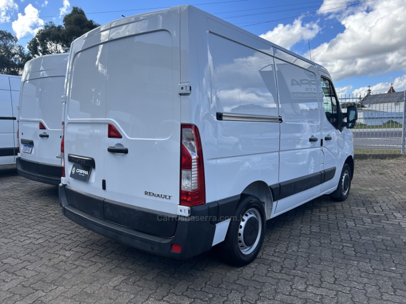 MASTER 2.3 FURGÃO L1H1 16V TURBO INTERCOOLER DIESEL 4P MANUAL - 2023 - FARROUPILHA
