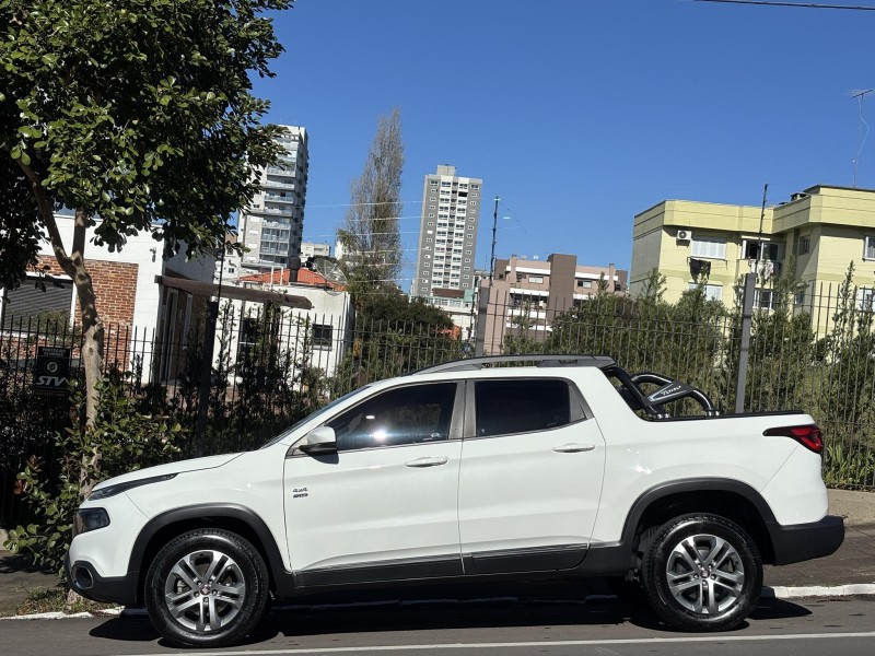 TORO 2.0 16V TURBO DIESEL FREEDOM 4WD AT9 AUTOMÁTICO - 2020 - FARROUPILHA