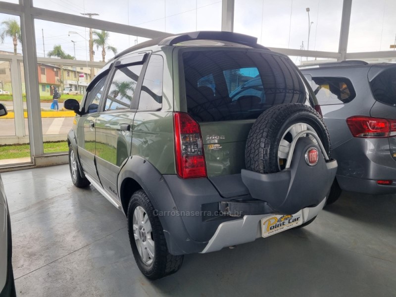 IDEA 1.8 MPI ADVENTURE 8V FLEX 4P MANUAL - 2010 - VACARIA