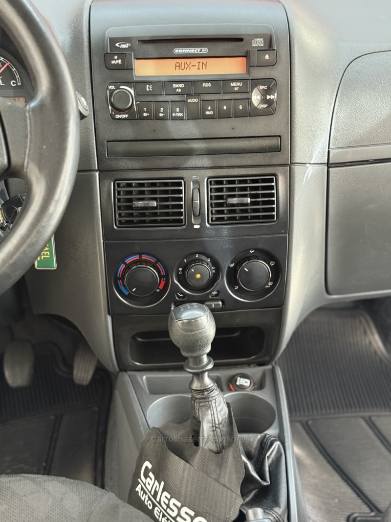 SIENA 1.0 MPI EL 8V FLEX 4P MANUAL - 2010 - FARROUPILHA