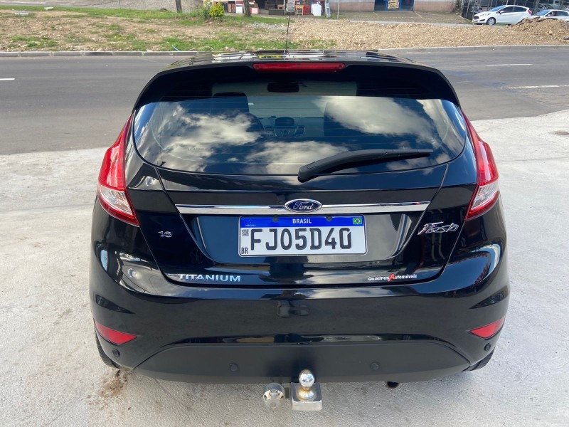FIESTA 1.6 TITANIUM HATCH 16V FLEX 4P MANUAL - 2014 - CAXIAS DO SUL