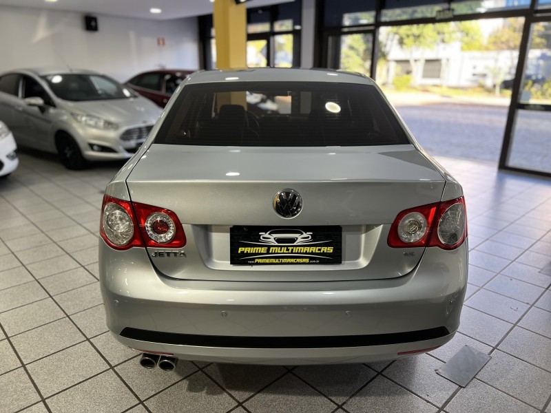 JETTA 2.5 I 20V 170CV GASOLINA 4P TIPTRONIC - 2008 - CAXIAS DO SUL