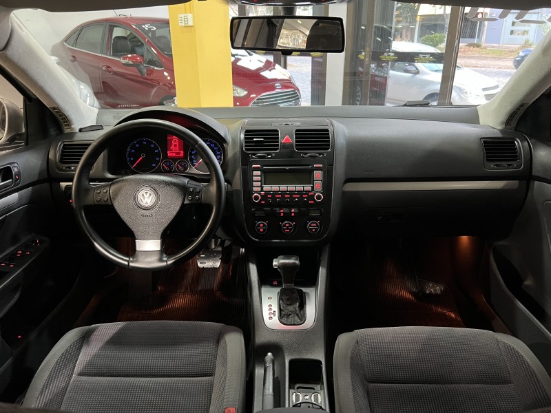 JETTA 2.5 I 20V 170CV GASOLINA 4P TIPTRONIC - 2008 - CAXIAS DO SUL