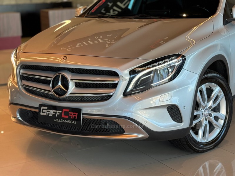 GLA 200 1.6 CGI ADVANCE 16V TURBO GASOLINA 4P AUTOMÁTICO - 2015 - DOIS IRMãOS