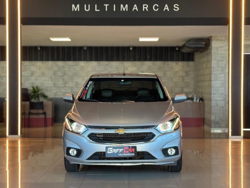 PRISMA 1.4 MPFI LTZ 8V FLEX 4P MANUAL - 2017 - DOIS IRMãOS