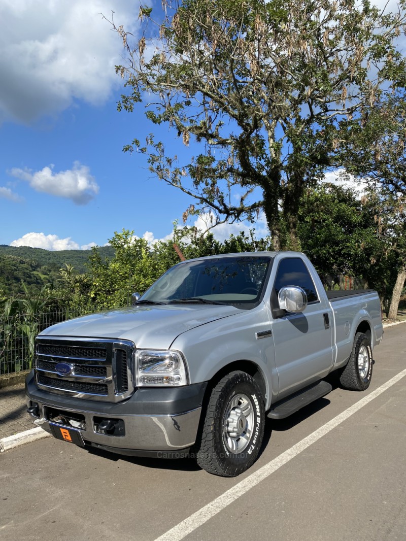 F-250 3.9 XLT MAX POWER 4X2 CS DIESEL 2P MANUAL - 2008 - NOVA ARAçá
