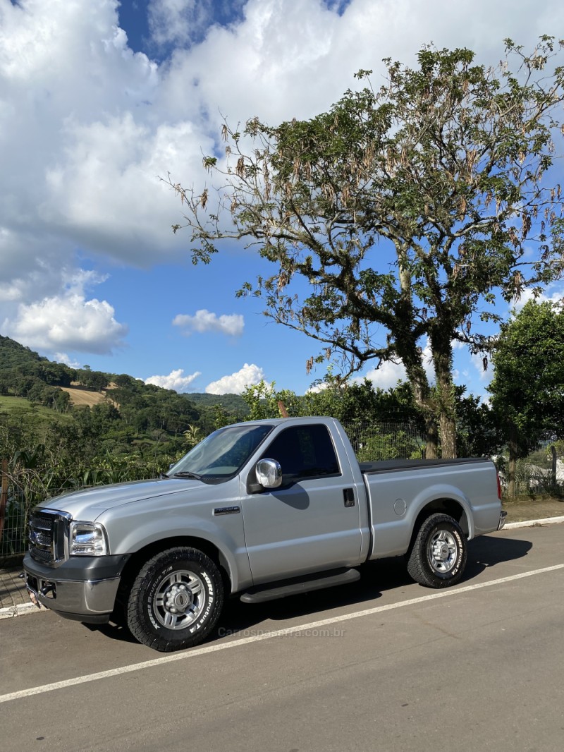 F-250 3.9 XLT MAX POWER 4X2 CS DIESEL 2P MANUAL - 2008 - NOVA ARAçá