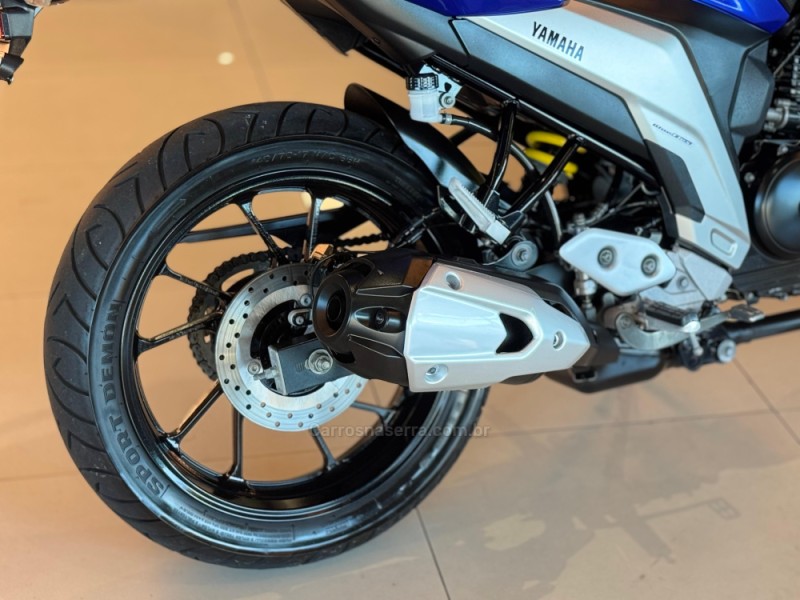 FAZER FZ25 - 2023 - DOIS IRMãOS