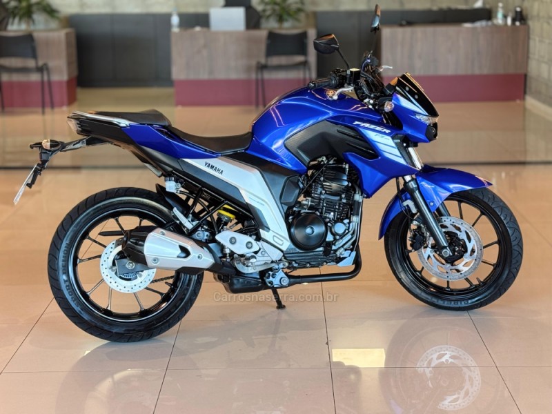 FAZER FZ25 - 2023 - DOIS IRMãOS