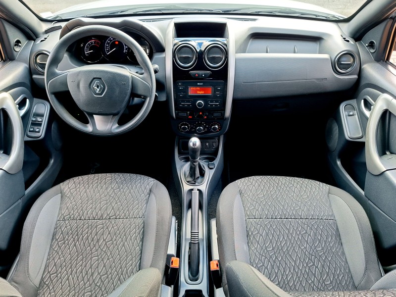 DUSTER 1.6 EXPRESSION 4X2 16V FLEX 4P MANUAL - 2020 - CAXIAS DO SUL