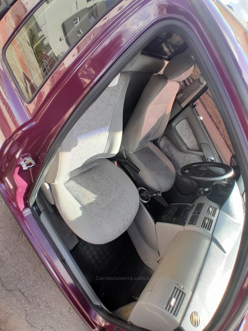 SAVEIRO 1.6 MI CS 8V GASOLINA 2P MANUAL G.III - 2000 - NOVA PRATA
