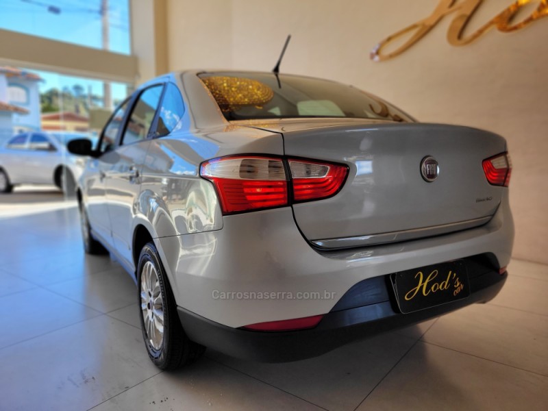 GRAND SIENA 1.4 MPI ATTRACTIVE 8V FLEX 4P MANUAL - 2015 - CANELA