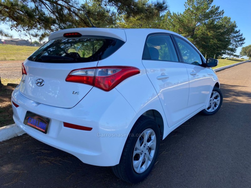 HB20 1.6 COMFORT 16V FLEX 4P MANUAL - 2018 - VACARIA