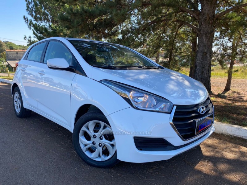 HB20 1.6 COMFORT 16V FLEX 4P MANUAL - 2018 - VACARIA