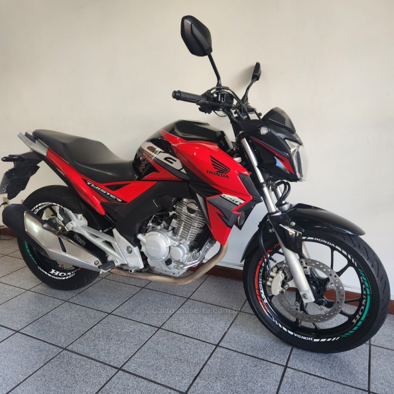 CB 250F TWISTER CBS - 2019 - FARROUPILHA