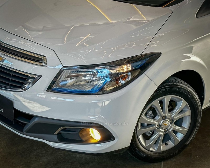 PRISMA 1.4 MPFI LTZ 8V FLEX 4P AUTOMÁTICO - 2014 - GARIBALDI