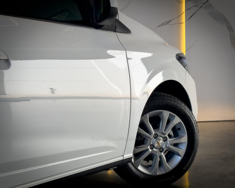 PRISMA 1.4 MPFI LTZ 8V FLEX 4P AUTOMÁTICO - 2014 - GARIBALDI