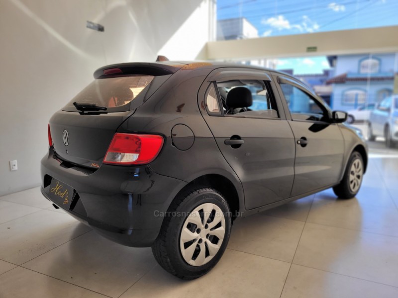 GOL 1.0 MI 8V FLEX 4P MANUAL - 2011 - CANELA
