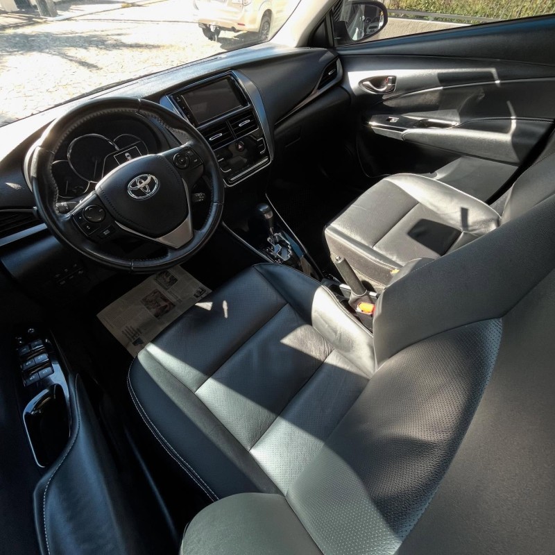 YARIS 1.5 XLS SEDAN 16V FLEX 4P AUTOMÁTICO - 2023 - NOVA PETRóPOLIS