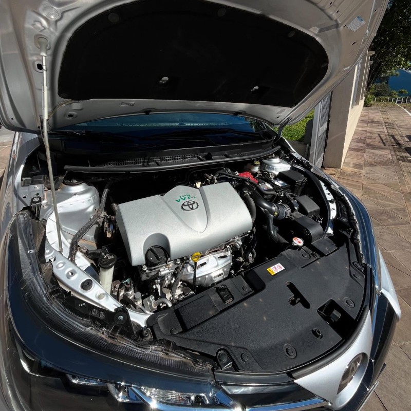 YARIS 1.5 XLS SEDAN 16V FLEX 4P AUTOMÁTICO - 2023 - NOVA PETRóPOLIS