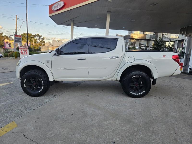 L200 TRITON 3.2 HPE 4X4 CD 16V TURBO INTERCOOLER DIESEL 4P AUTOMÁTICO - 2009 - CAXIAS DO SUL