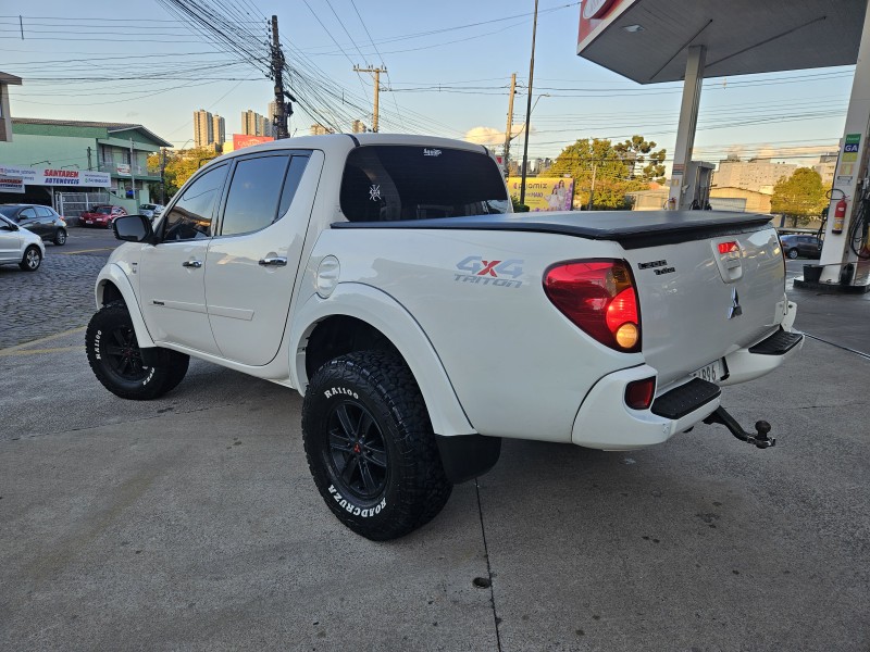 L200 TRITON 3.2 HPE 4X4 CD 16V TURBO INTERCOOLER DIESEL 4P AUTOMÁTICO - 2009 - CAXIAS DO SUL