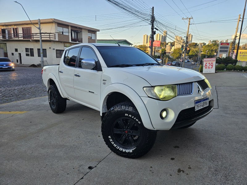 L200 TRITON 3.2 HPE 4X4 CD 16V TURBO INTERCOOLER DIESEL 4P AUTOMÁTICO - 2009 - CAXIAS DO SUL
