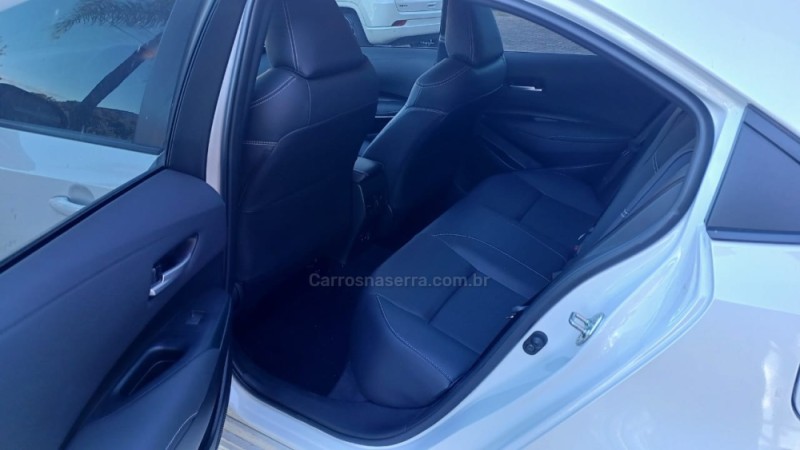 COROLLA 2.0 XEI 16V FLEX 4P AUTOMÁTICO - 2024 - BOM PRINCíPIO
