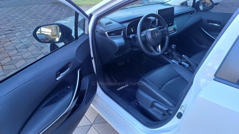 COROLLA 2.0 XEI 16V FLEX 4P AUTOMÁTICO - 2024 - BOM PRINCíPIO