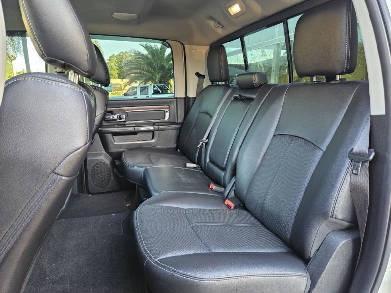 2500 LARAMIE 6.7 CD 4X4 TDI DIESEL 4P AUTOMÁTICA - 2018 - BOM PRINCíPIO