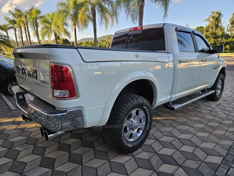 2500 LARAMIE 6.7 CD 4X4 TDI DIESEL 4P AUTOMÁTICA - 2018 - BOM PRINCíPIO