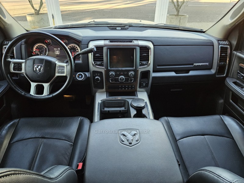 2500 LARAMIE 6.7 CD 4X4 TDI DIESEL 4P AUTOMÁTICA - 2018 - BOM PRINCíPIO