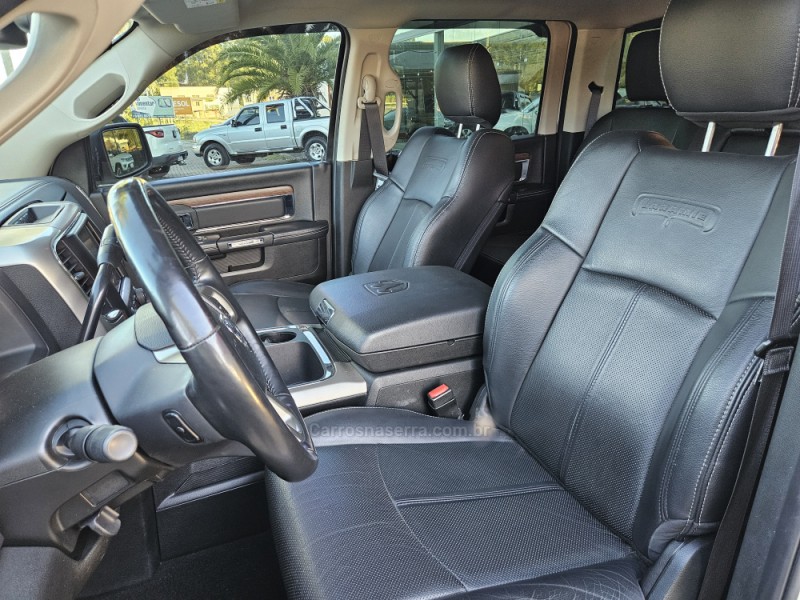 2500 LARAMIE 6.7 CD 4X4 TDI DIESEL 4P AUTOMÁTICA - 2018 - BOM PRINCíPIO
