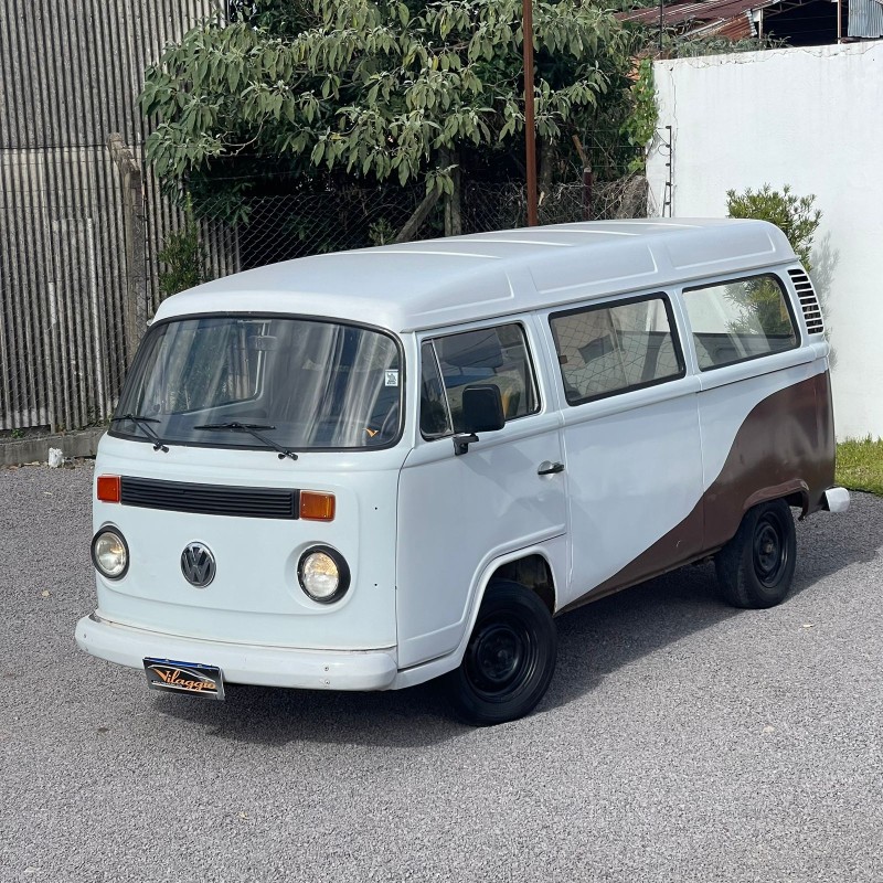 KOMBI 1.6 MI STD 8V GASOLINA 3P MANUAL - 2001 - CAXIAS DO SUL