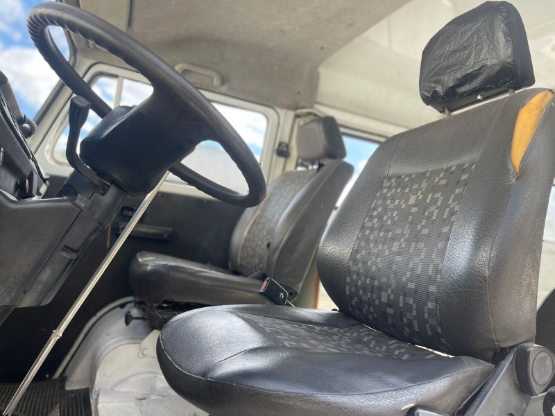 KOMBI 1.6 MI STD 8V GASOLINA 3P MANUAL - 2001 - CAXIAS DO SUL