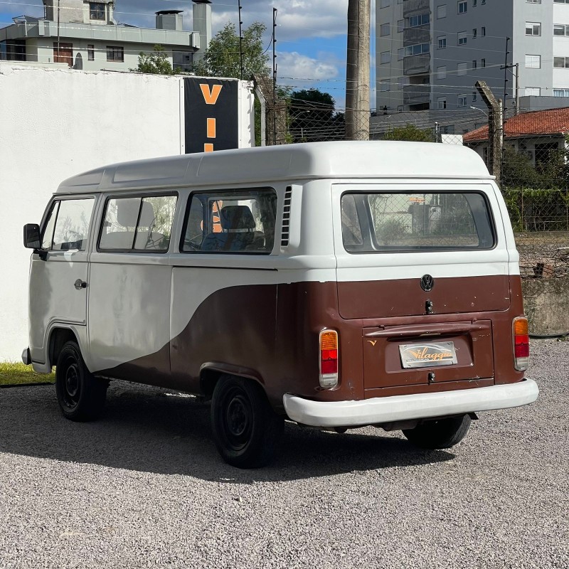 KOMBI 1.6 MI STD 8V GASOLINA 3P MANUAL - 2001 - CAXIAS DO SUL