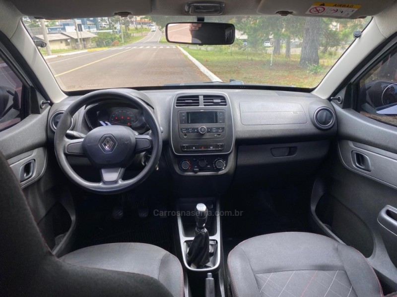 KWID 1.0 12V SCE FLEX ZEN MANUAL - 2019 - VACARIA