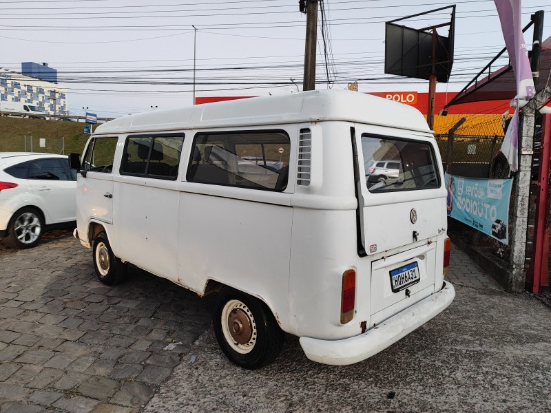 KOMBI 1.6 MI STD ESCOLAR 8V GASOLINA 3P MANUAL - 2000 - FARROUPILHA