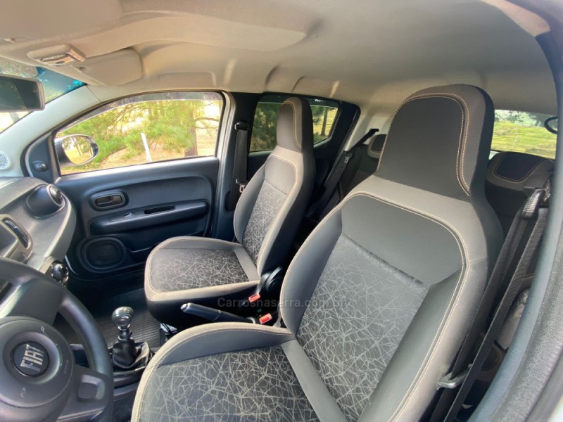MOBI 1.0 TREKKING 8V FLEX 4P MANUAL - 2021 - VACARIA