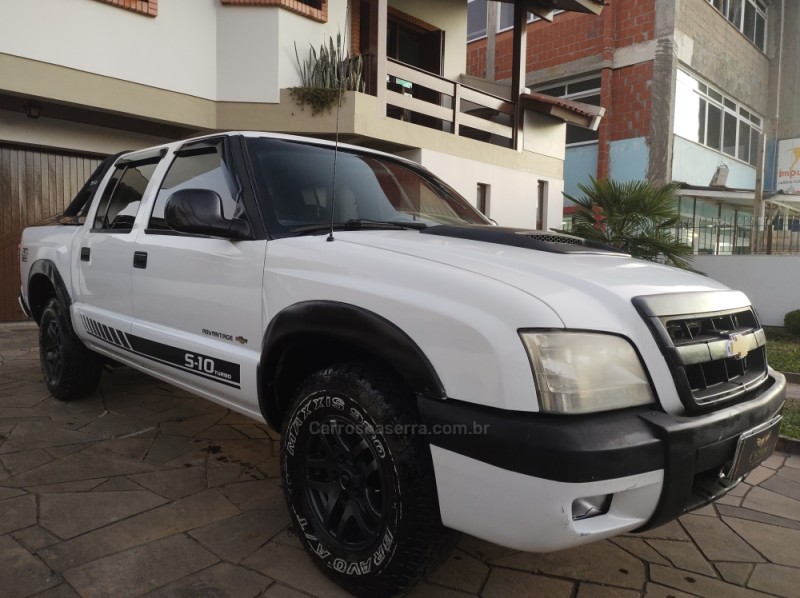 s10 2.4 mpfi 4x2 cd 8v gasolina 4p manual 2011 caxias do sul