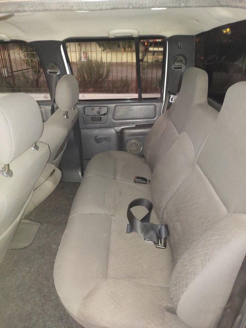 S10 2.4 MPFI 4X2 CD 8V GASOLINA 4P MANUAL - 2011 - CAXIAS DO SUL