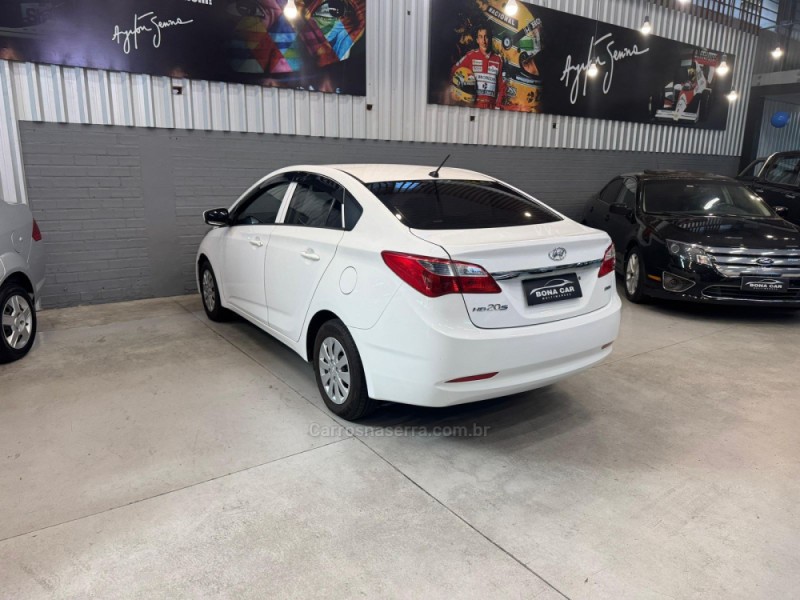 HB20S 1.0 COMFORT PLUS 12V FLEX 4P MANUAL - 2015 - CAXIAS DO SUL