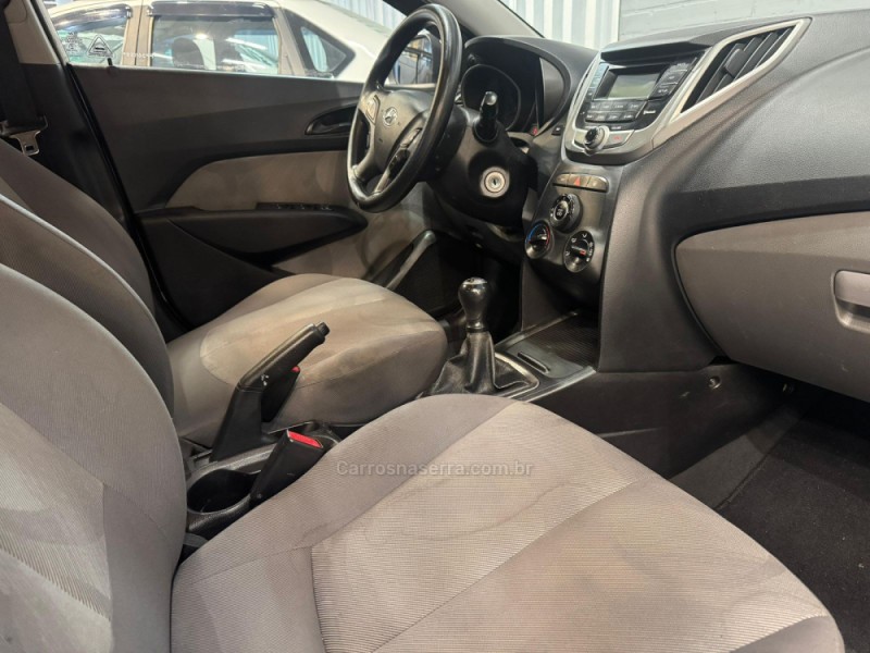 HB20S 1.0 COMFORT PLUS 12V FLEX 4P MANUAL - 2015 - CAXIAS DO SUL