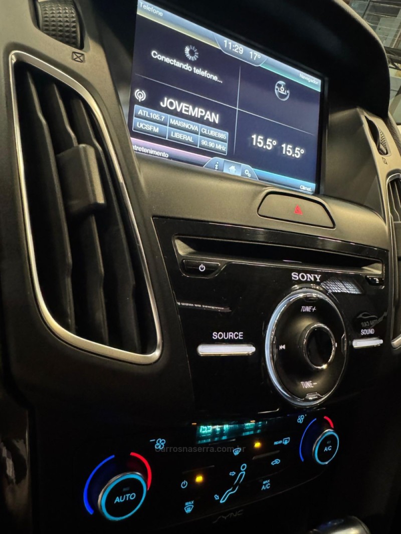 FOCUS 2.0 TITANIUM PLUS HATCH 16V FLEX 4P AUTO - 2016 - CAXIAS DO SUL