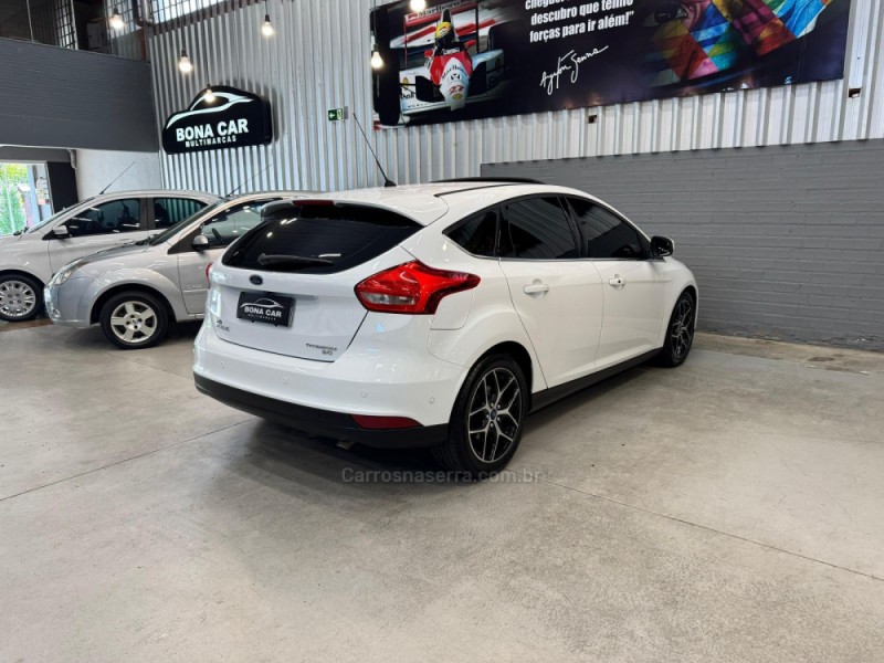 FOCUS 2.0 TITANIUM PLUS HATCH 16V FLEX 4P AUTO - 2016 - CAXIAS DO SUL