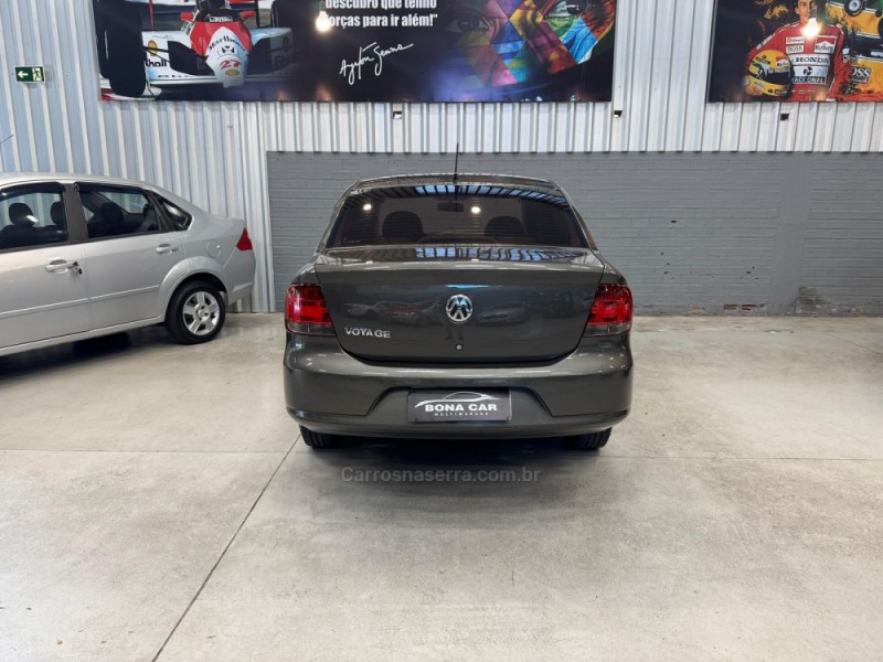 VOYAGE 1.0 MI 8V FLEX 4P MANUAL - 2010 - CAXIAS DO SUL